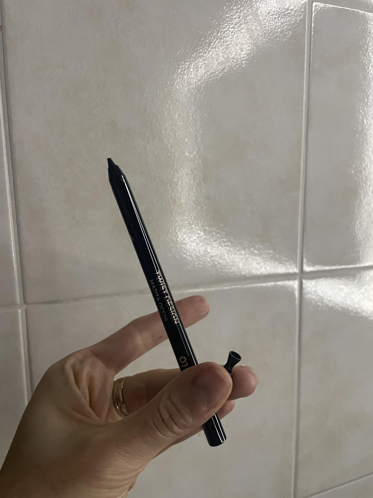 Buona matita, ma la punta si scurita