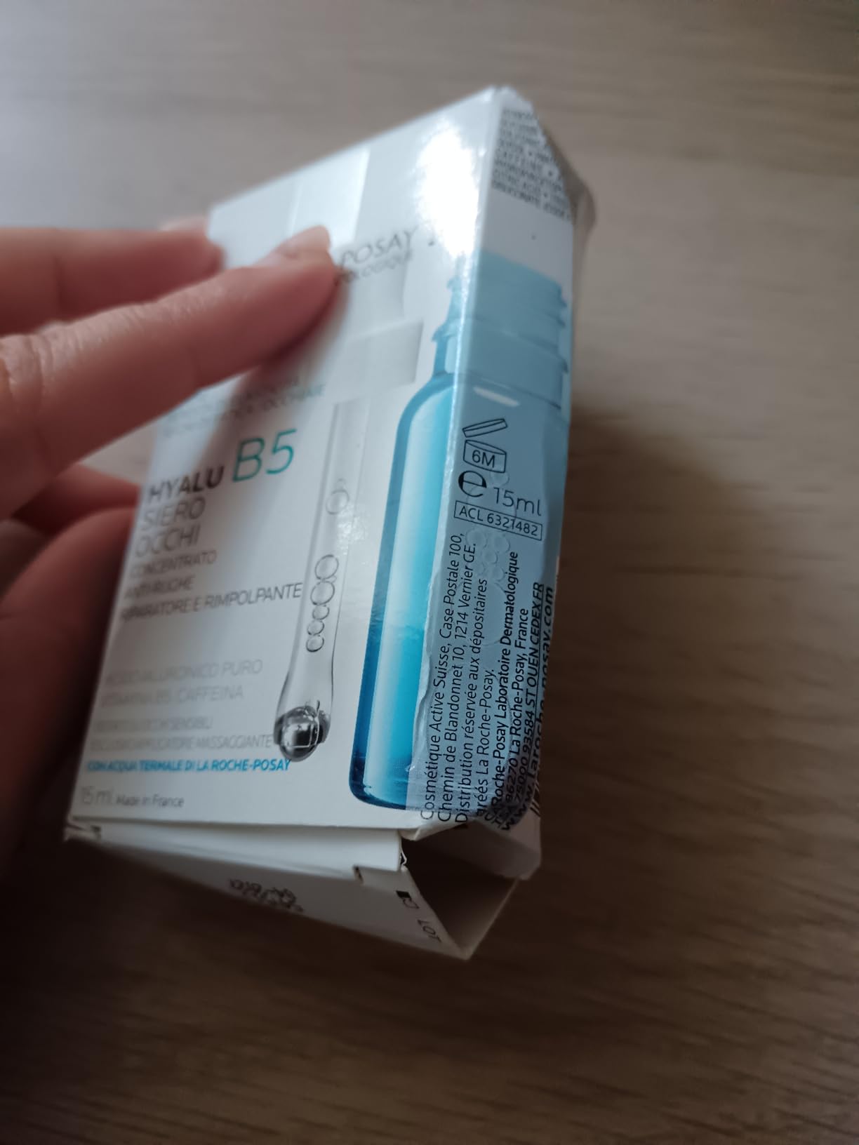 Riduce le occhiaie e le rughe